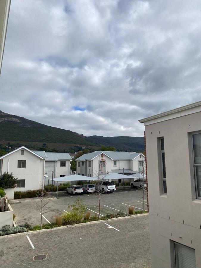 Boerbok & Bloom - Bed and Breakfast Paarl
