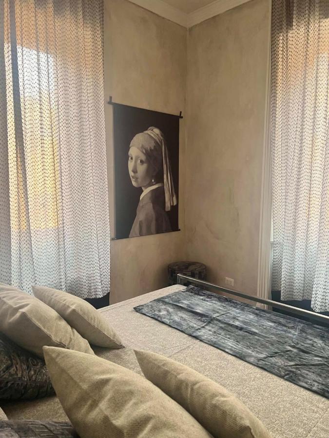 ARTs at Central Station - B&B Milano