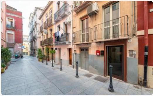 Yaki Domo - B&B Cagliari