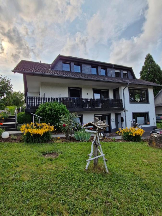Eifel-FeWo by Salzburger - B&B