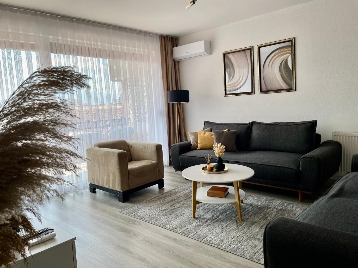 Apartment Prizreni-Free Private Parking - B&B