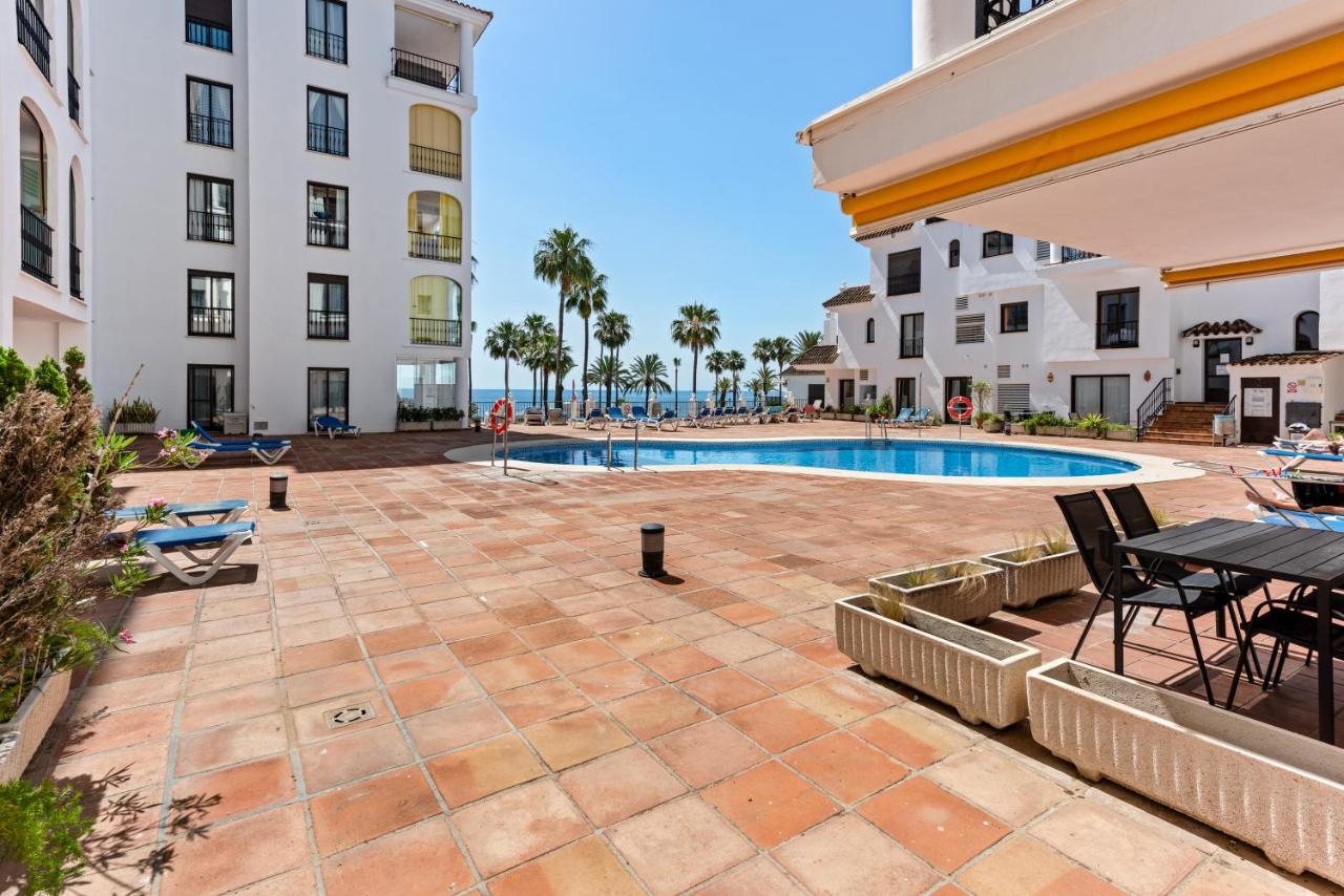 Beach apartment in La Duquesa Marina - B&B