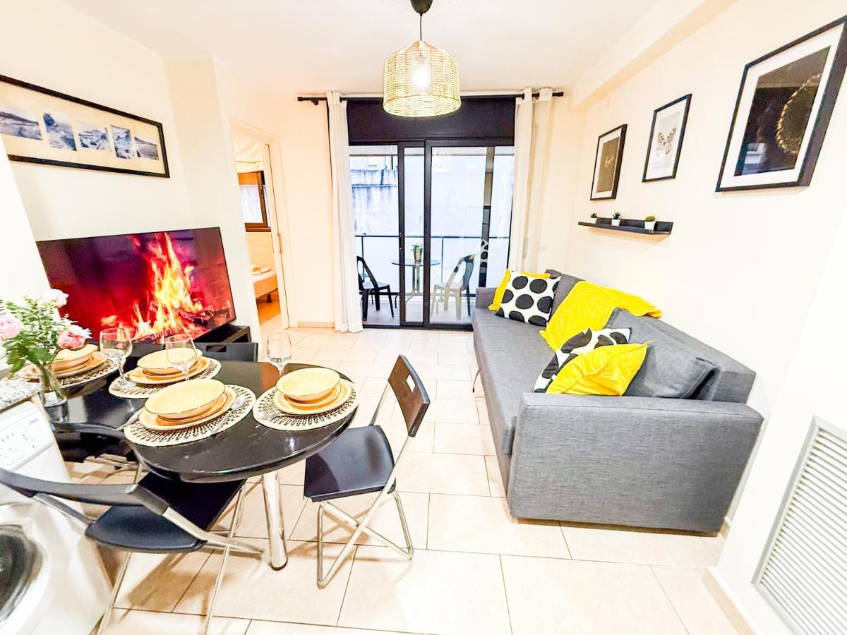 Ideal Aparmennts - Bed and Breakfast Lloret de Mar