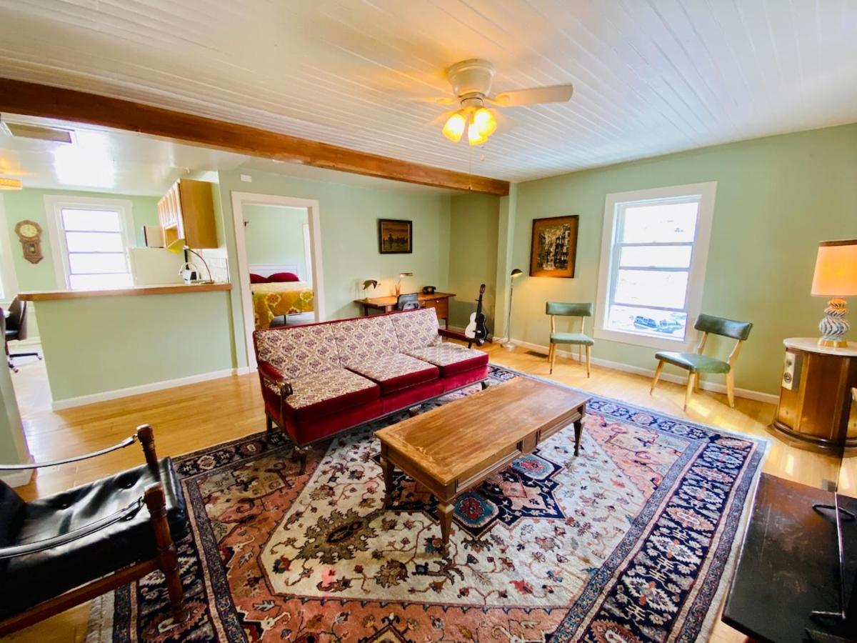 The 400 Club in Brewery Gulch - B&B