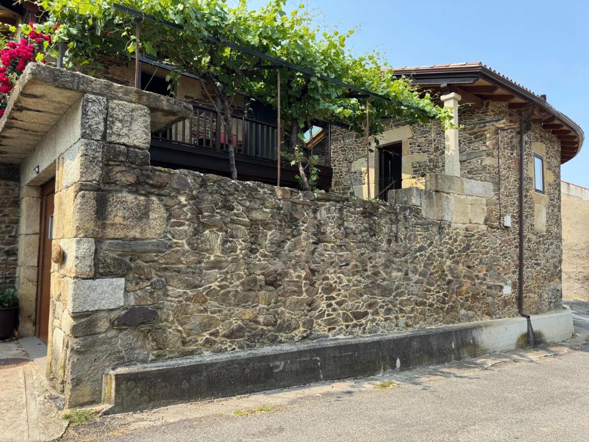 Casa Vella do Nanín - B&B Faramontaos