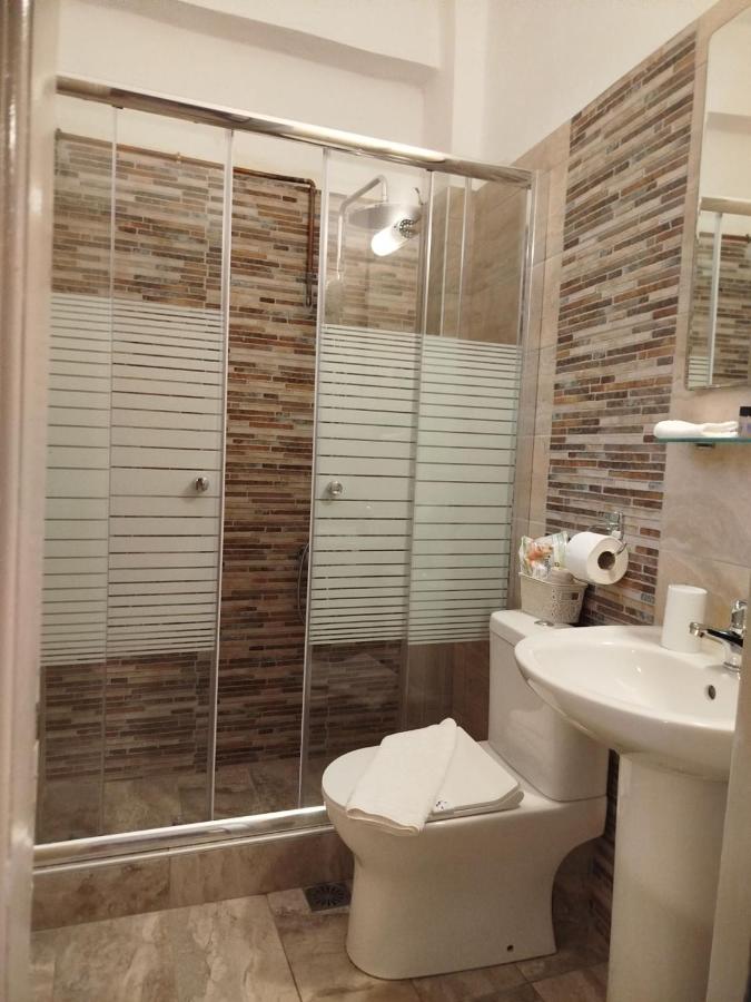 Basic Triple Room