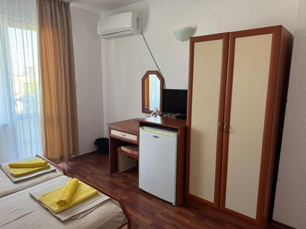 Double or Twin Room with Garden View