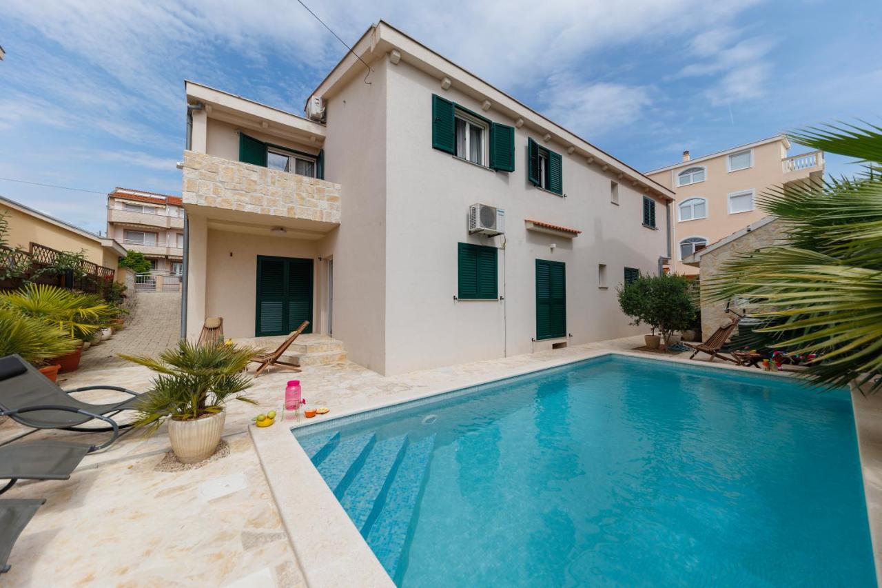 Apartmani Riva - Ferienwohnung Zadar