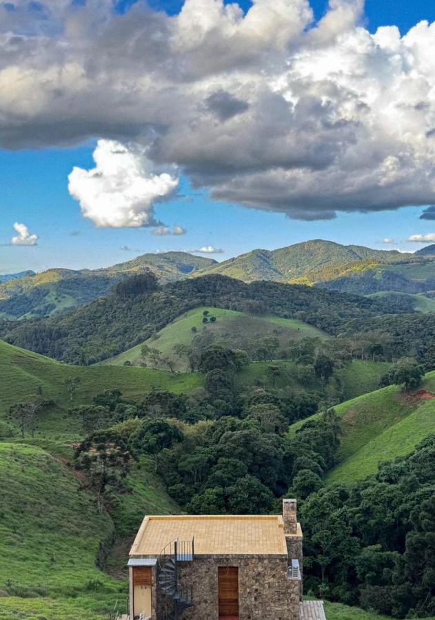 Terraços das Estrelas - Refúgio a 3 km do centro de Gonçalves! - B&B