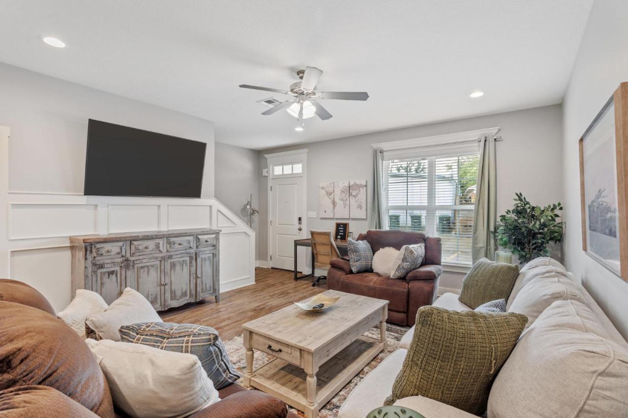 Townhouse in Downtown Lake Charles - B&B