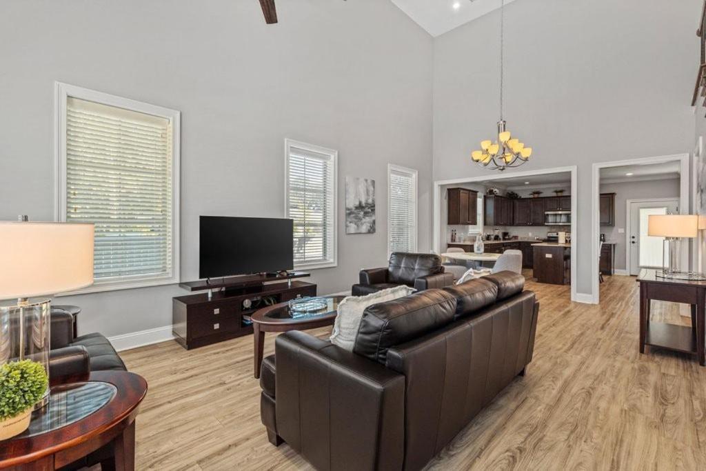 Luxury 2 bedroom townhouse #4 - B&B