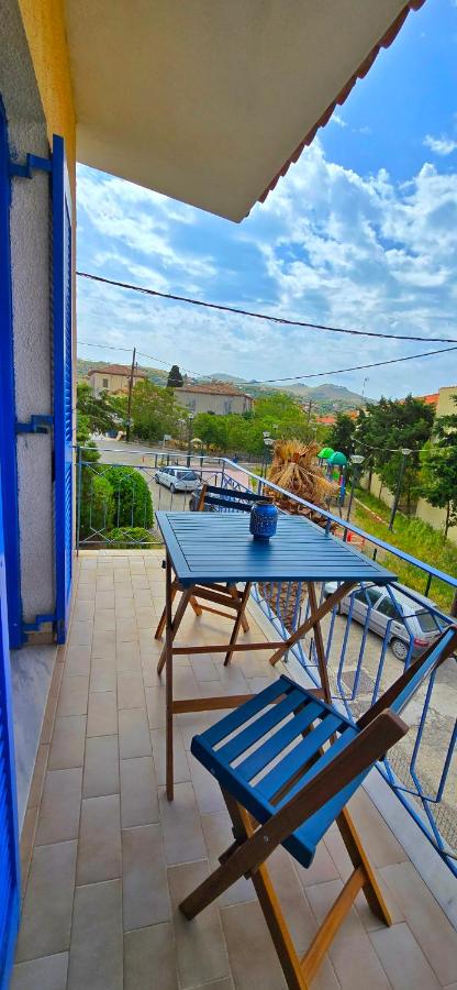 Superb Apartment in Myrina - B&B