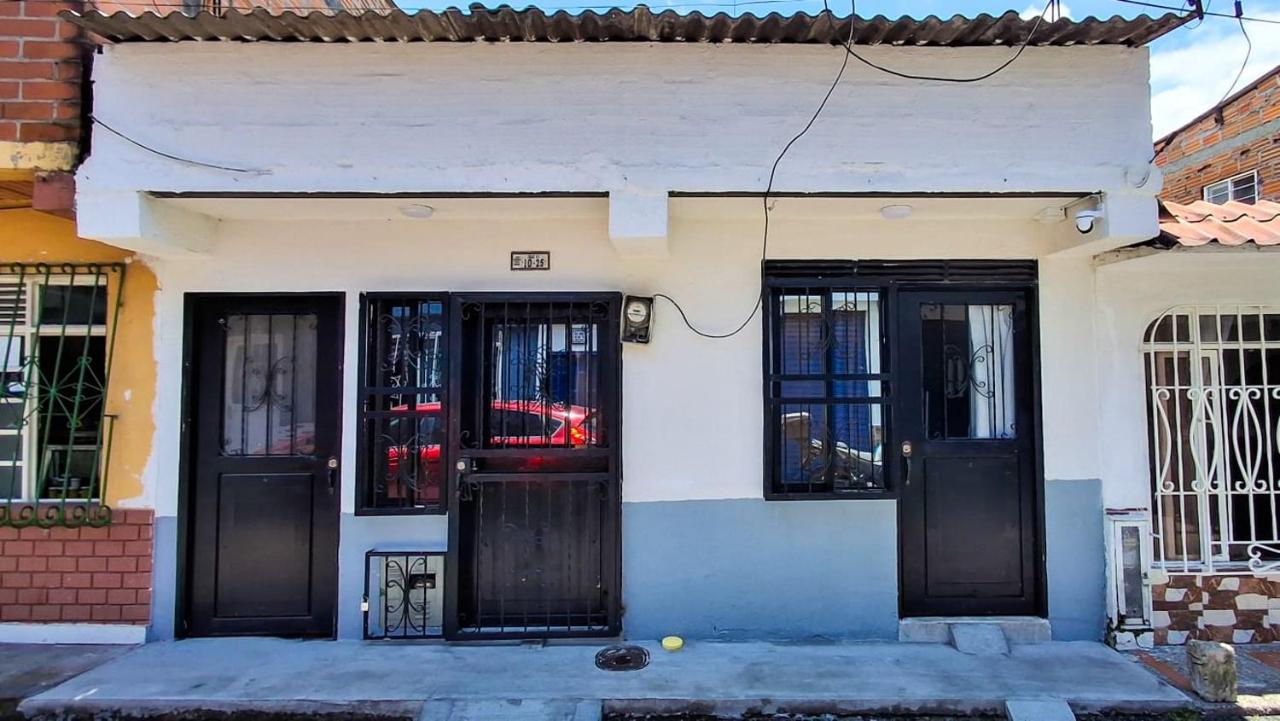 Apartaestudio Mali's House - B&B