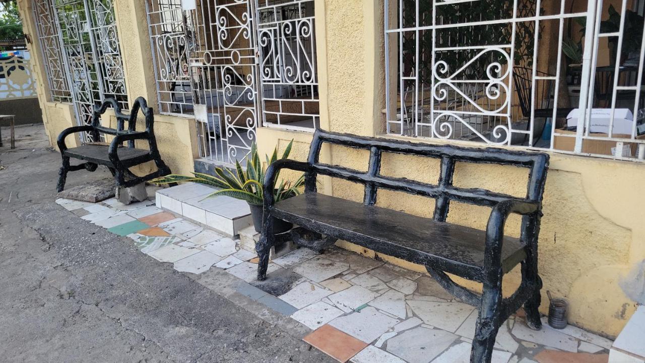 Villa Solara - Ferienwohnung Kingston