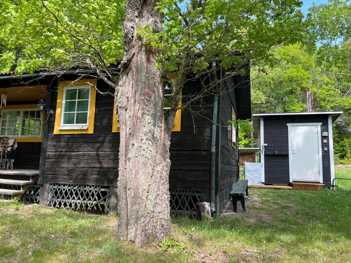 Gäststuga från 1700 talet - Ferienwohnung Flen