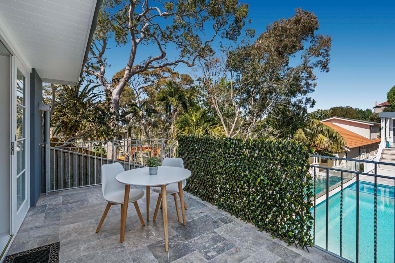 Balmoral Cabana - large terrace & 150m to beach - B&B