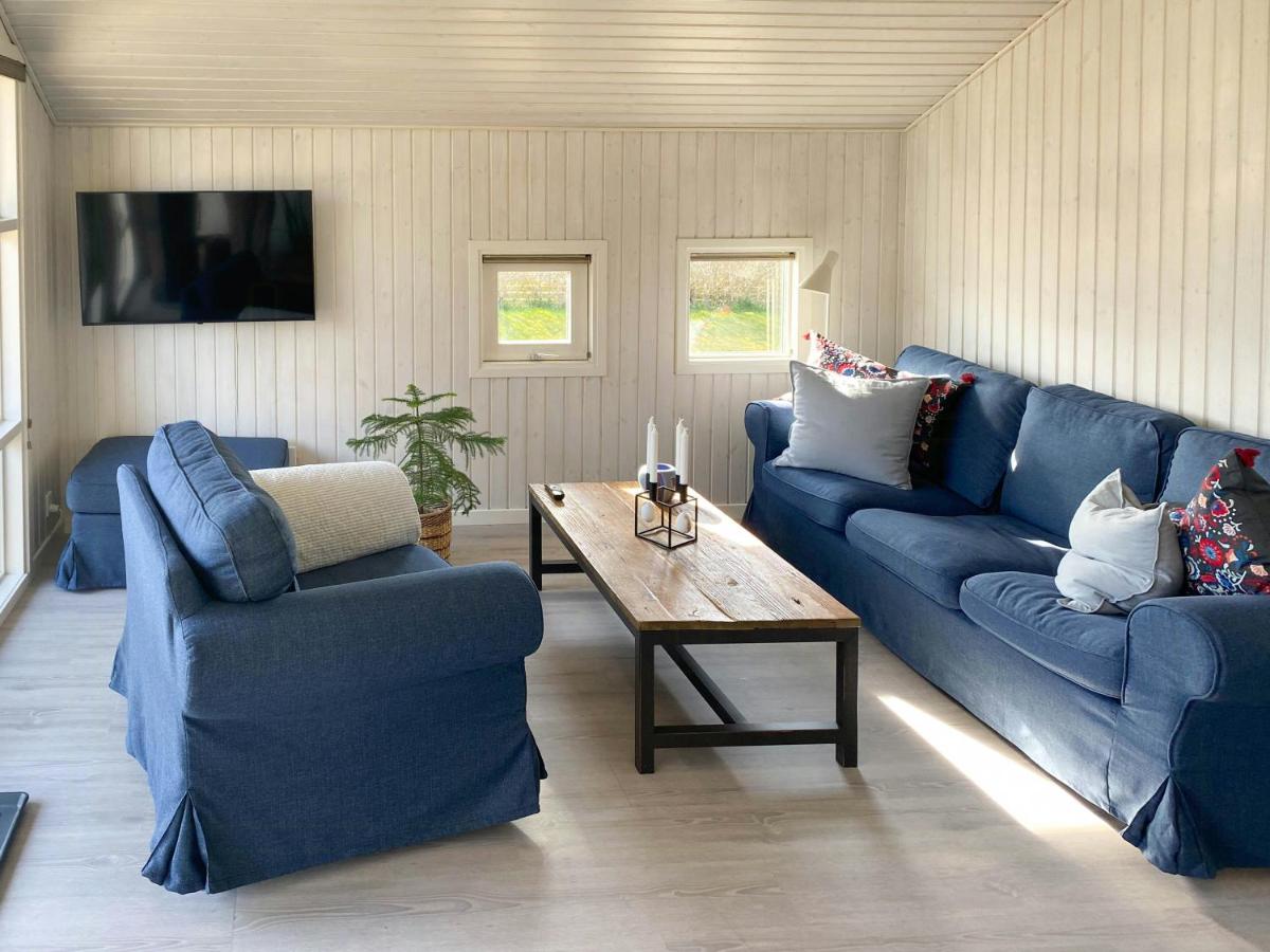Cozy Summer House With 100 Meters To The Sea - Ferienwohnung Haderslev
