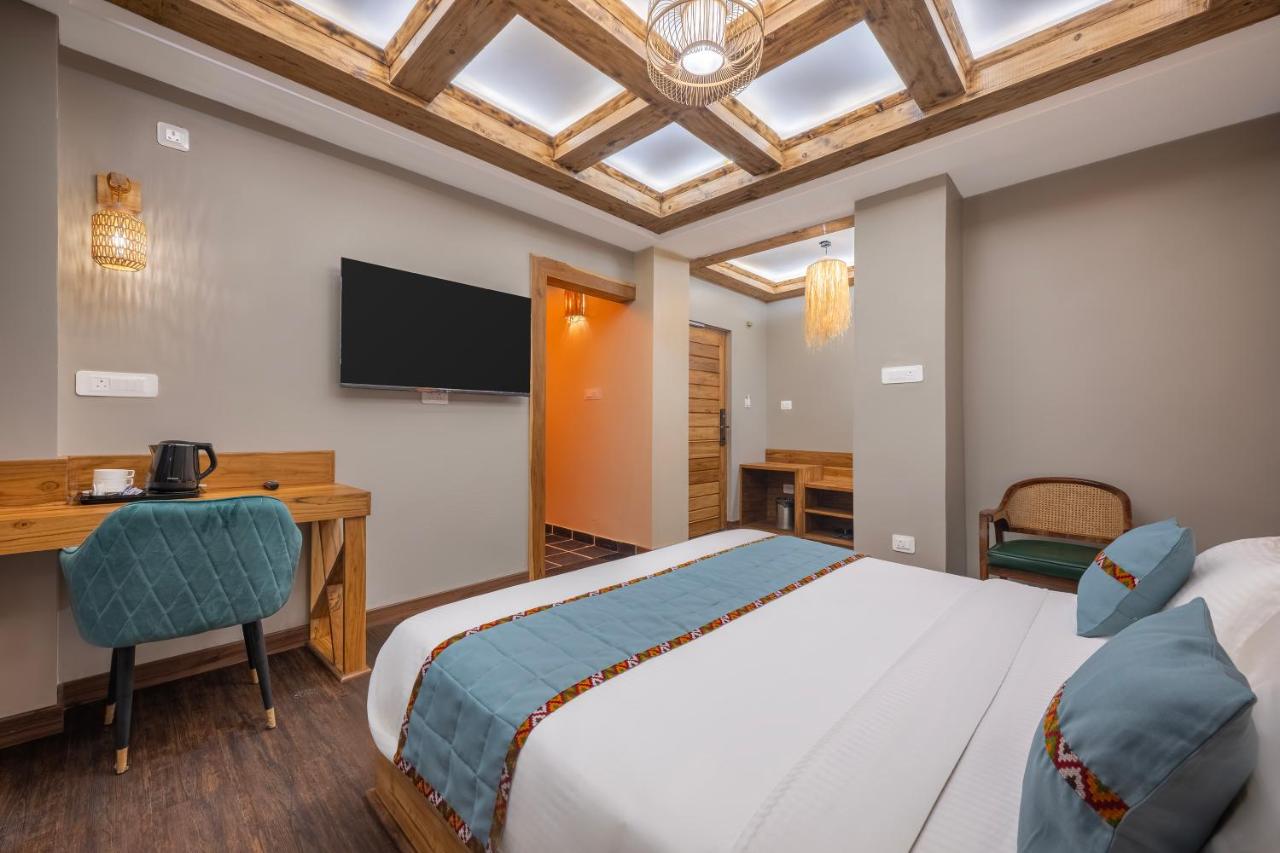Doppelzimmer mit Whirlpool-Badewanne