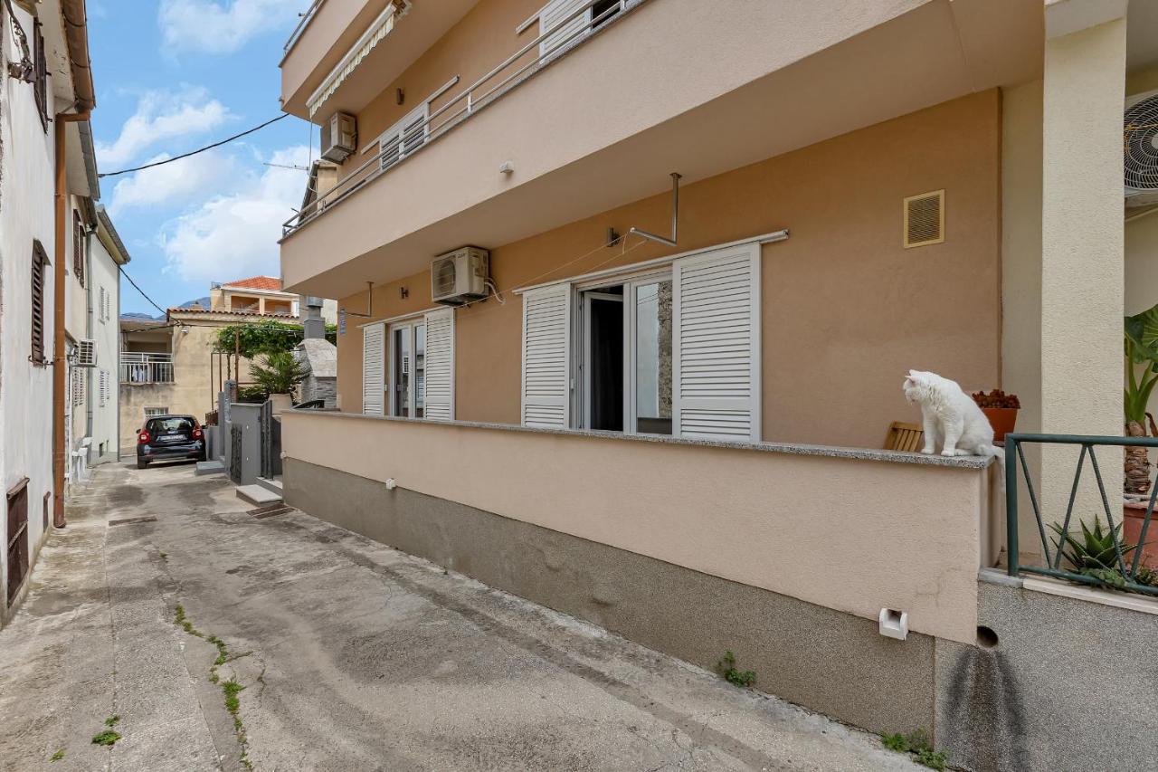 Family Apartment Violet Makarska , City Centar Located - Ferienwohnung Makarska