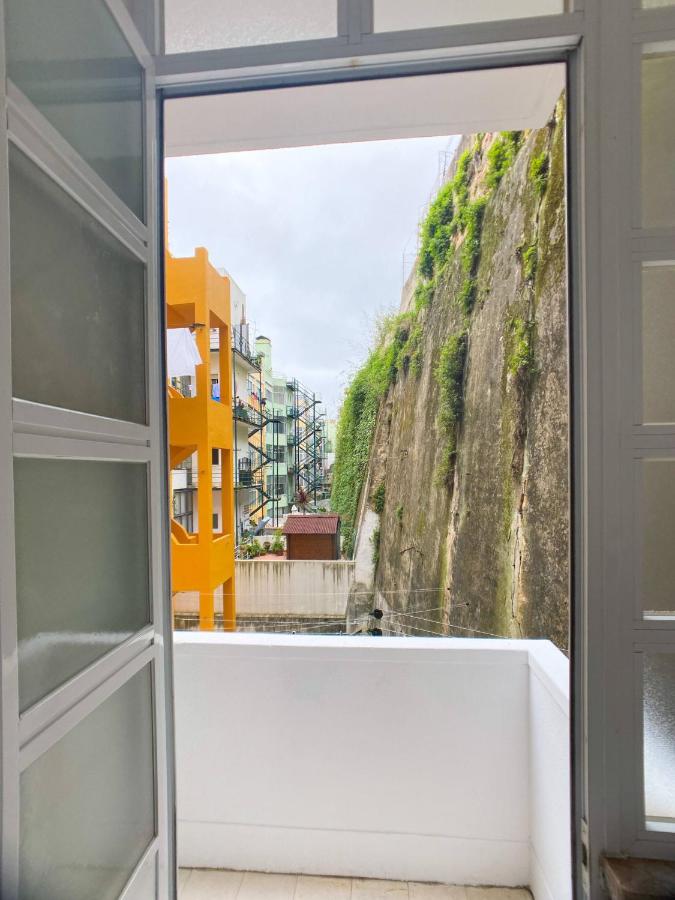 Downtown Stylish Apartment - Bed and Breakfast Lissabon