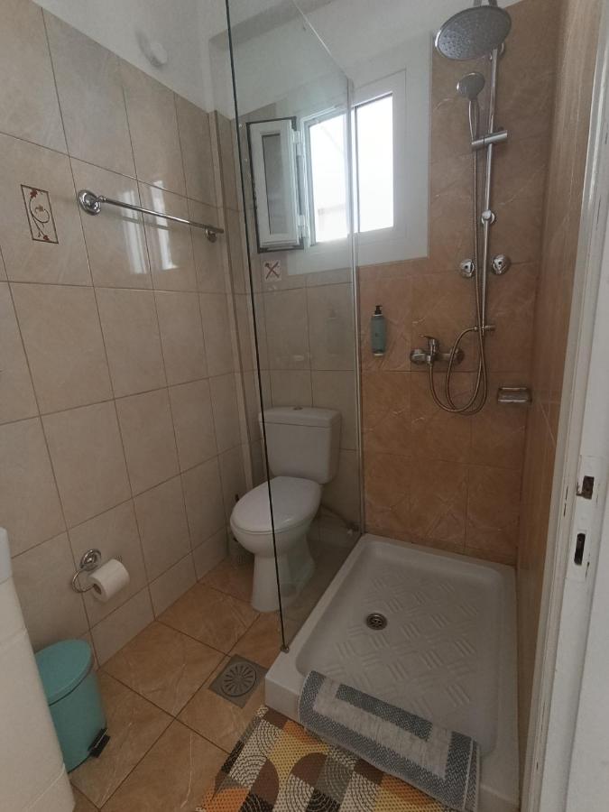 Studio (2 Adults)