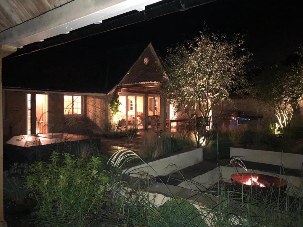 Claydon Courtyard - B&B