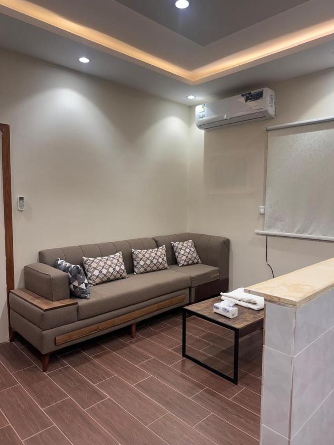One-Bedroom Deluxe Apartment