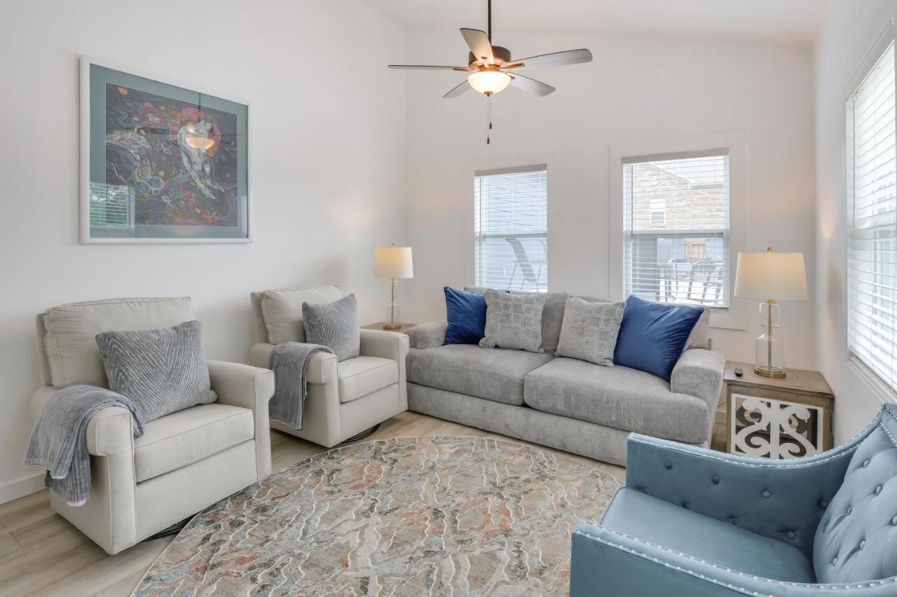 Group Getaway Lakefront Retreat in Fayetteville! - B&B