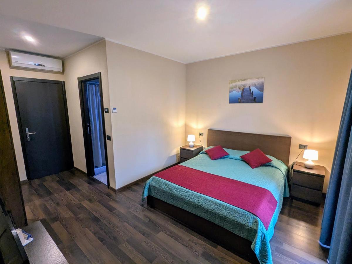 Chambre Double – Vue sur Lac
