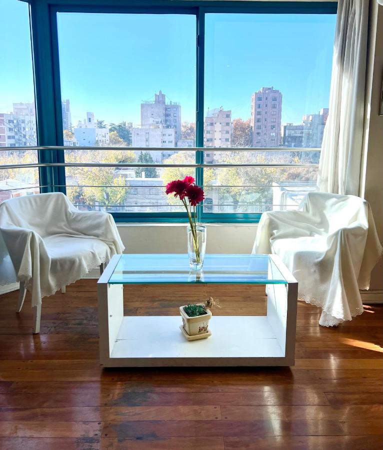 Precioso departamento en la mejor ubicación de Ciudad Mendoza, con piscina - Ferienwohnung Mendoza