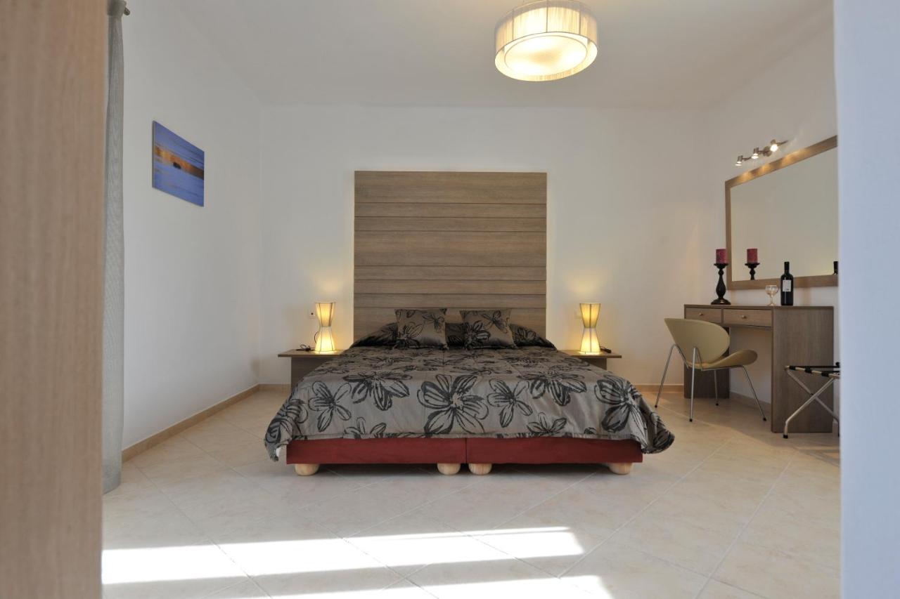 Villa mit 1 Schlafzimmer und Meerblick (2 Erwachsene + 2 Kinder)