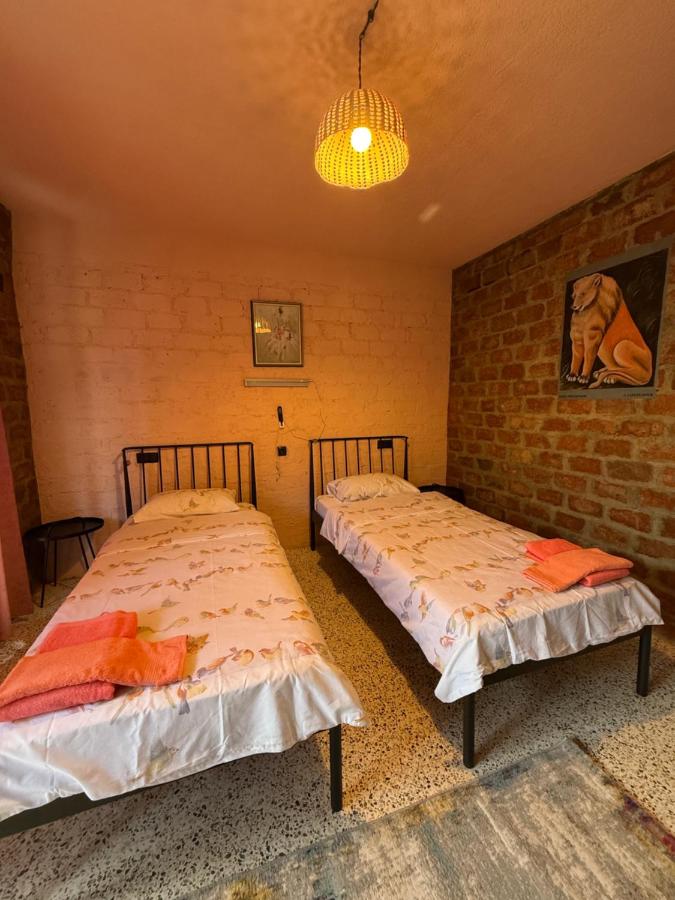 Camera Doppia con Letti Singoli con Bagno