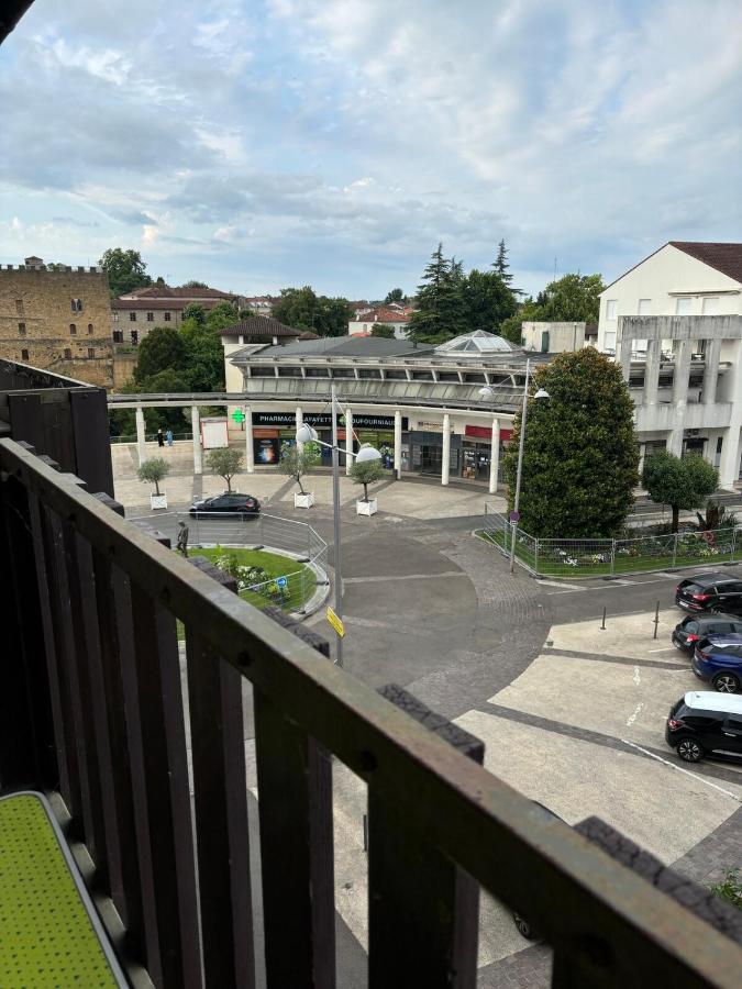 Le Donjon - Agréable T2 centre ville - parking gratuit 2 min - - B&B Mont-de-Marsan