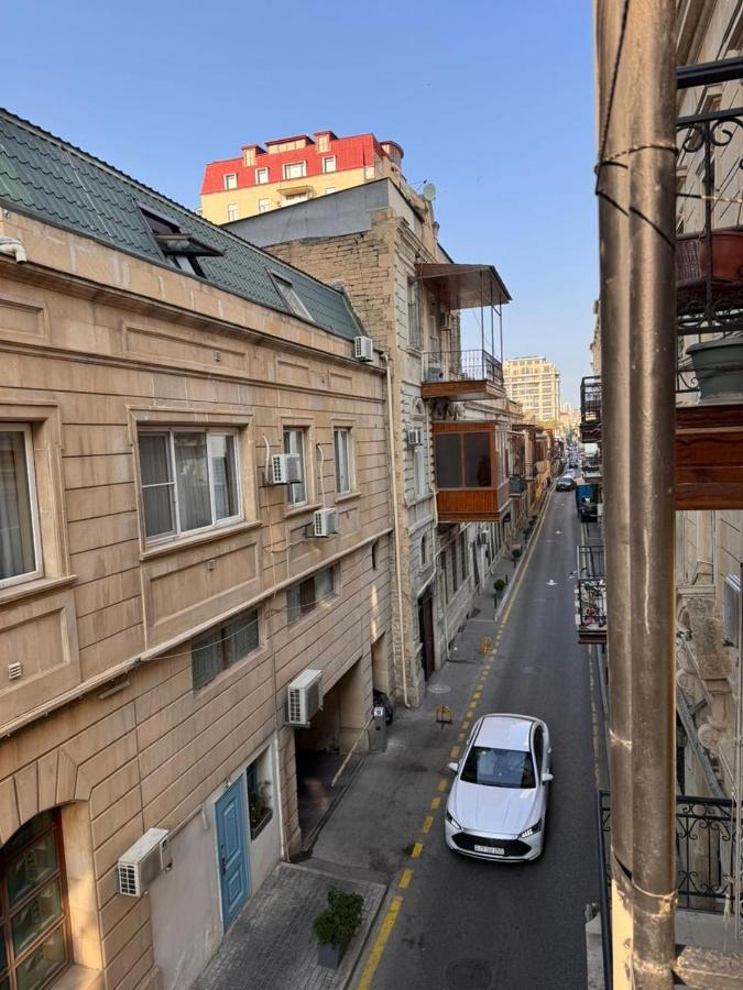Duplex Apartment near Nizami street - B&B