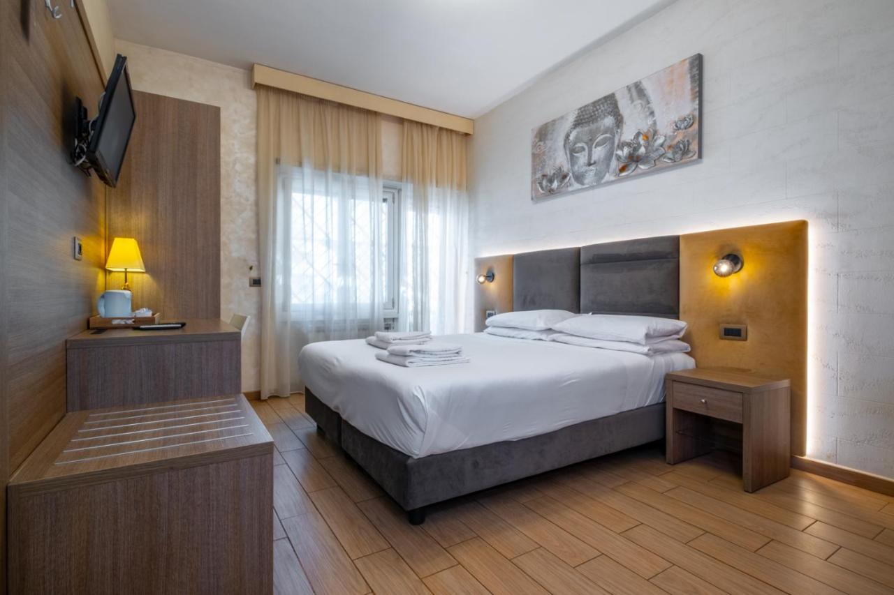 Habitación Doble (1 o 2 camas) con balcón