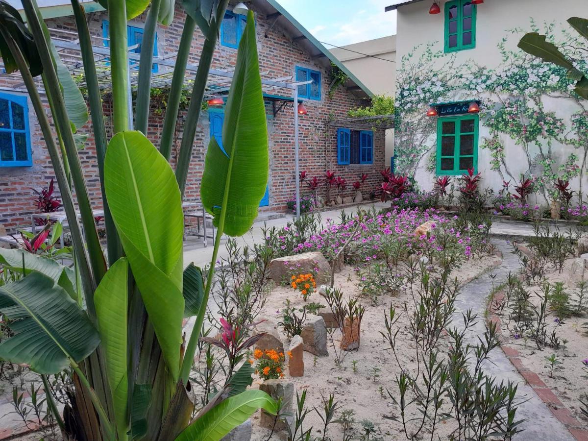 Deluxe Double or Twin Room with Garden View