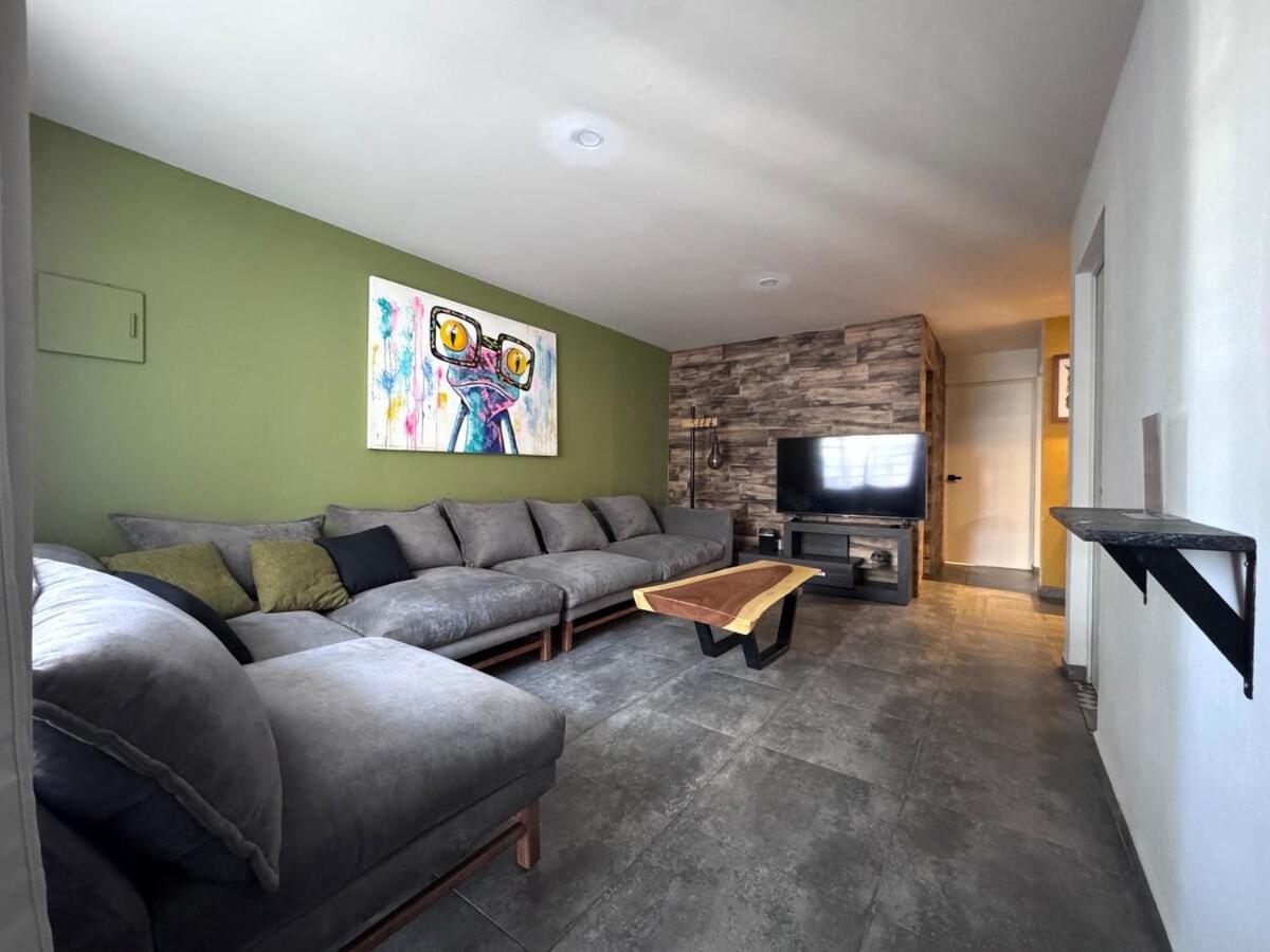 Apartment very close to Parían - B&B