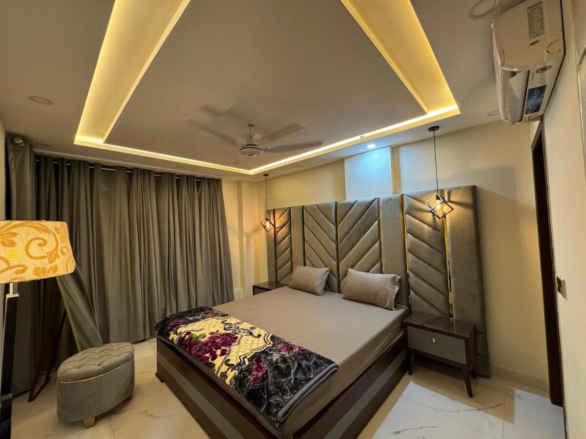 1 bed Luxury self check-in penthouse secure501 - B&B Lahore