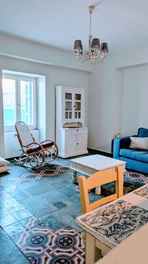 Stellinas House 2 - B&B