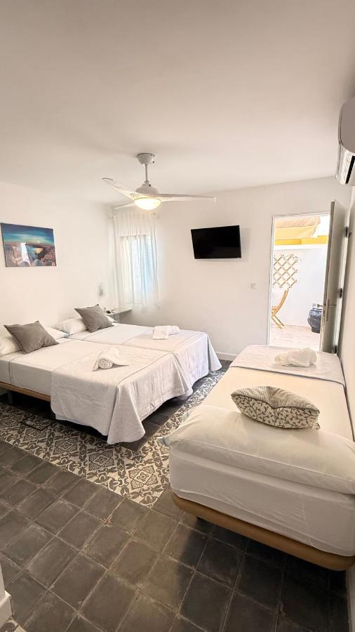 Alojamientos Santorini - Bed and Breakfast Matalascañas