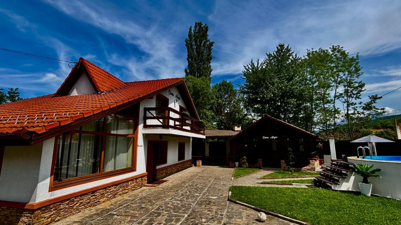 Cabana cu piscină ALLEGRIA - TOCILE , jud SIBIU - B&B
