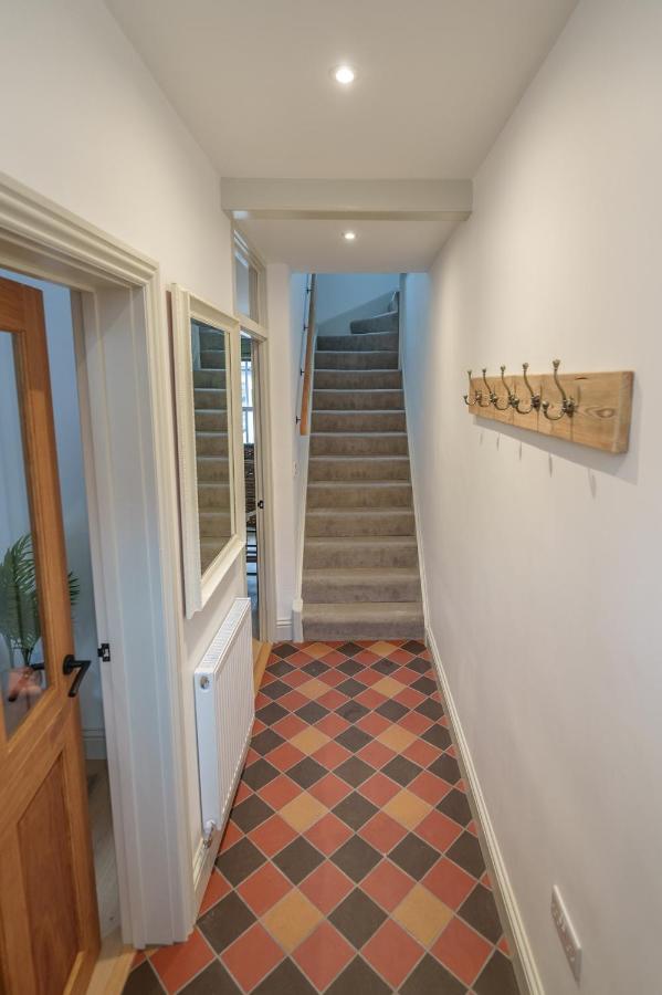 Vine Cottage, 3 Bedroom, Stamford Centre by Belmont Places - Bed and Breakfast Stamford