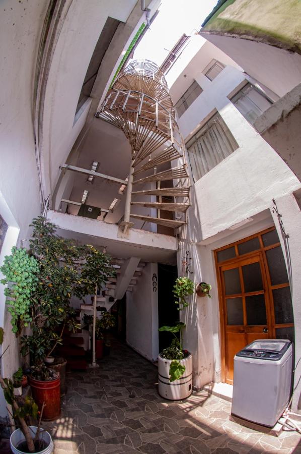 Hab baño compartido, 10 cdas Plaza de Armas, con terraza y vista a los volcanes - Chambres d’hôtes Arequipa