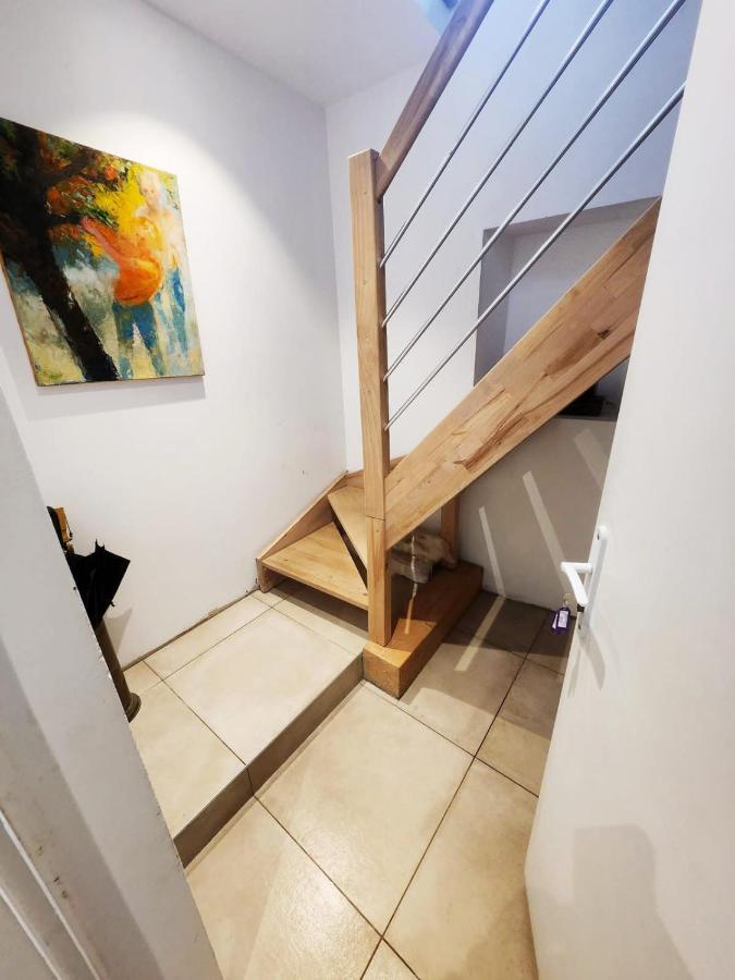 Charmante maison avec jardin au coeur du vignoble Savoyard - B&B