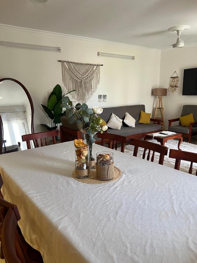 Renovated Chalet with Garden in North Coast near Marina - Chambres d'hôtes El-Alamein