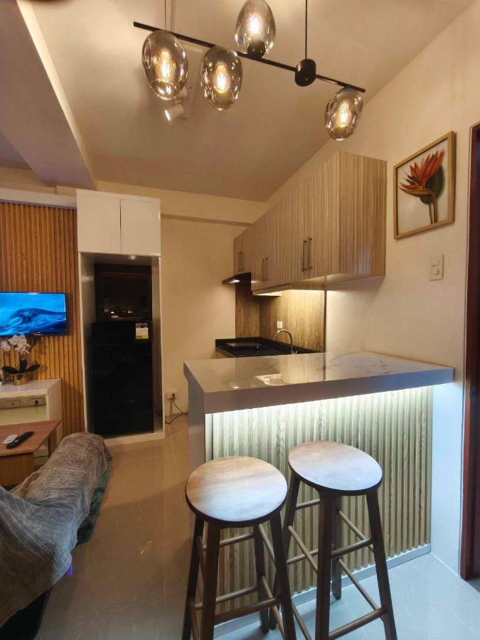 Almond Drive Talisay - B&B Tangke
