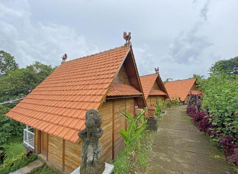 Jatiluwih Guava Eco Living managed by Manara - B&B