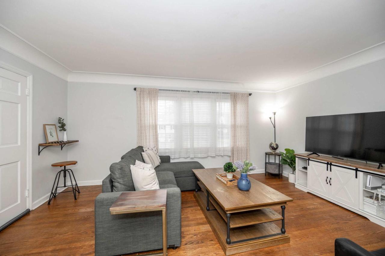 Kenwood Keys 1 - Cozy Stay for 6 - B&B Cincinnati