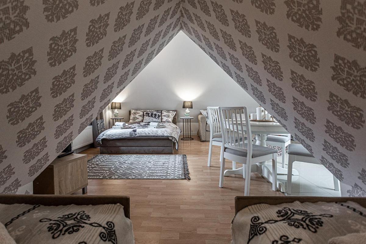 Suite Apartment