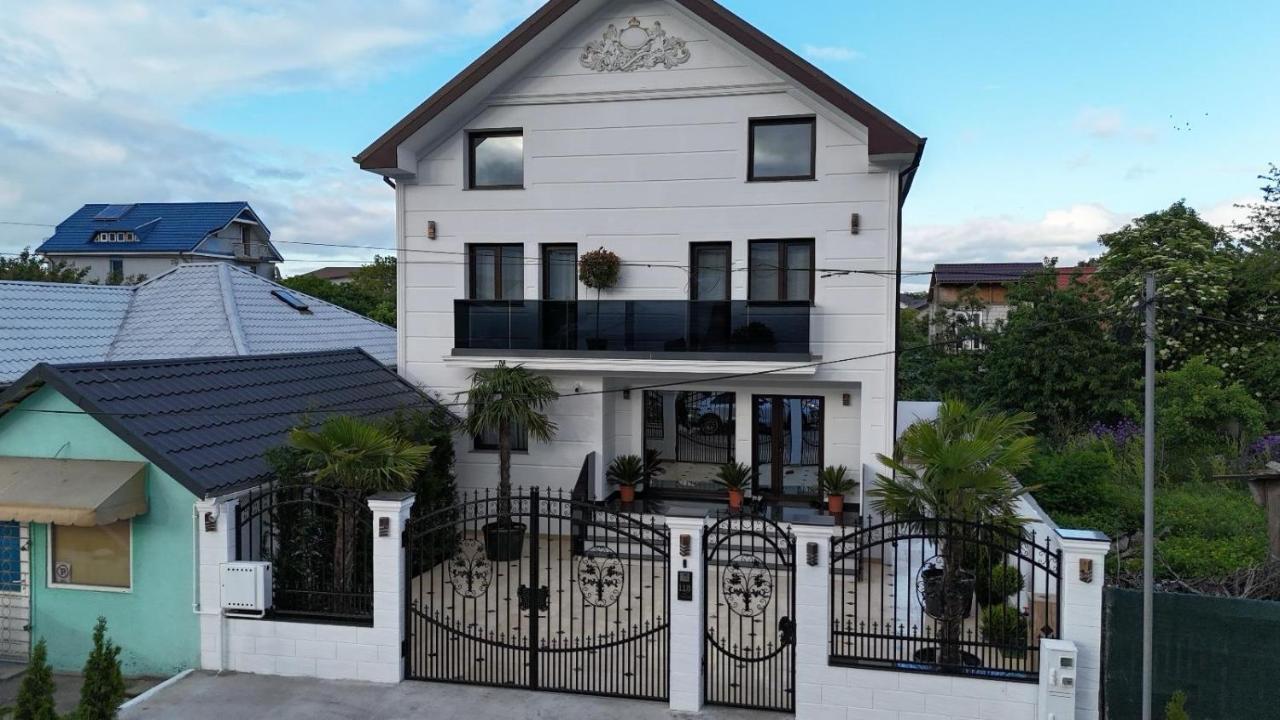 Casa Rebeka - B&B Năvodari